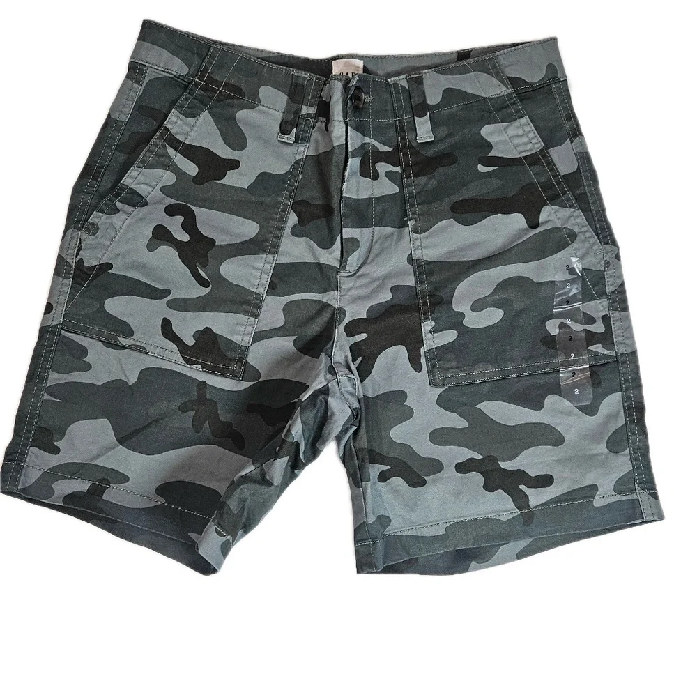 Gap Shorts Womens 2 Camo‎ 5 Inch Inseam Stretch Cotton Utility Patch Pockets NEW